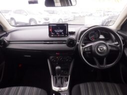 
										2022 MAZDA 2 full									