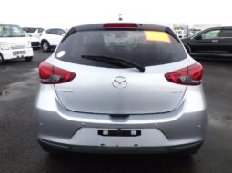 
										2022 MAZDA 2 full									