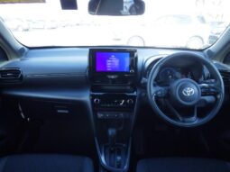 
										2025 TOYOTA YARIS CROSS Z full									