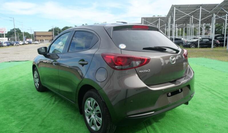 
								2021 Mazda 2 full									