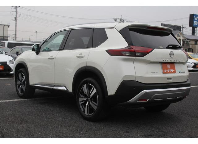 
								Nissan X-Trail 2,0L 2025 full									