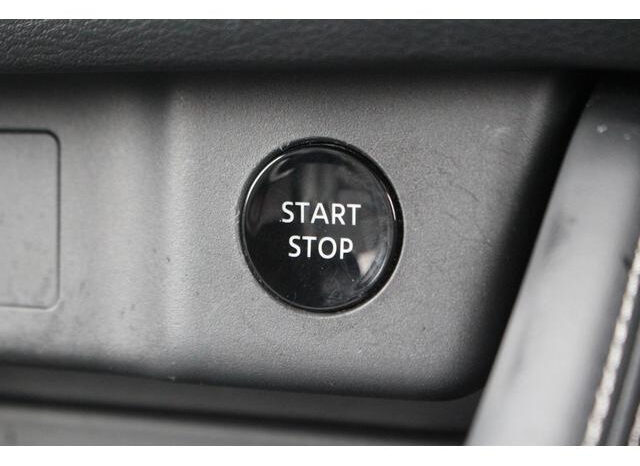 
								Nissan X-Trail 2,0L 2025 full									