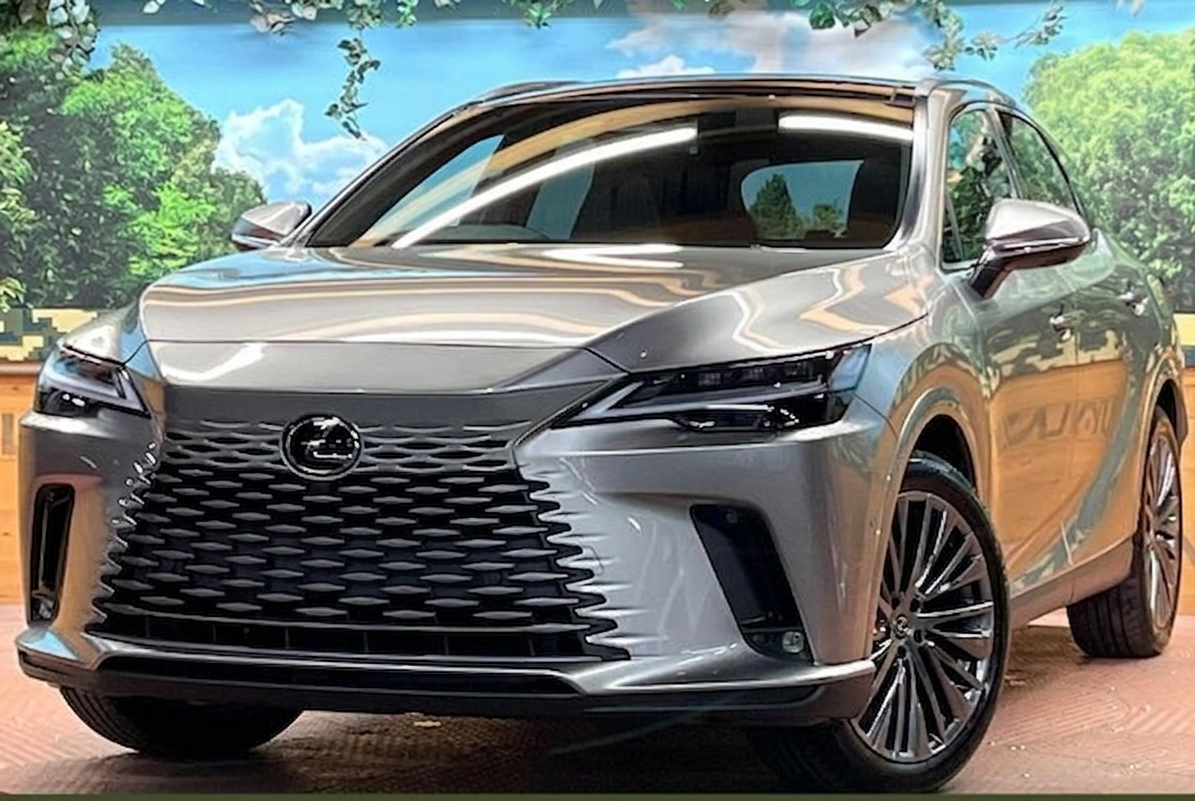 Lexus RX 2,5L 2024