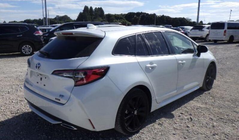 
								Toyota Corolla 1,8L 2022 full									