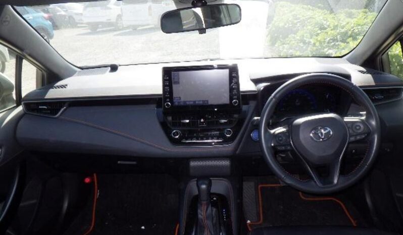 
								Toyota Corolla 1,8L 2022 full									