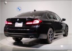 
										BMW 5 SERIES 2022 523i M Sports full									