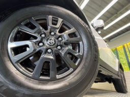 
										2024 Toyota Land Cruiser Prado 250 full									