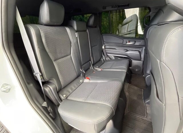 
								2024 Toyota Land Cruiser Prado 250 full									