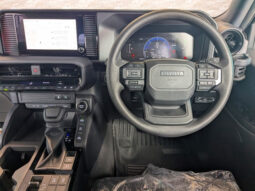 
										2024 Toyota Land Cruiser Prado 250 full									