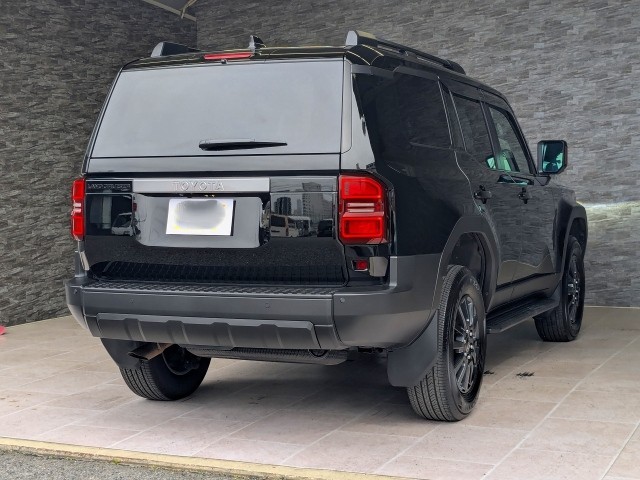 2024 Toyota Land Cruiser Prado 250