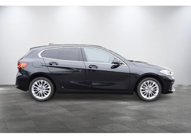 
								2023 BMW 1 SERIES full									