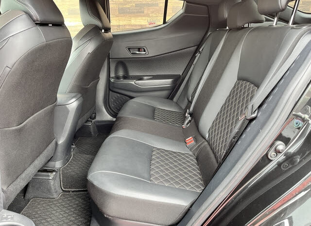 
								2023 TOYOTA C-HR G Hybrid full									