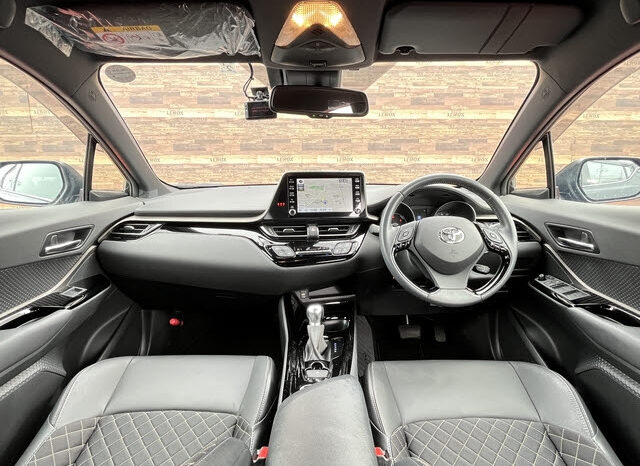 
								2023 TOYOTA C-HR G Hybrid full									