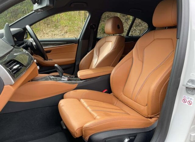 
								2023 BMW 5 SERIES 523i M Sports full									