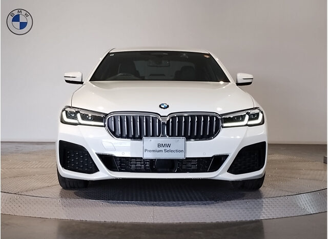 
								2022 BMW 5 SERIES 523i M Sports full									