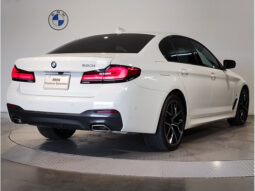 
										2022 BMW 5 SERIES 523i M Sports full									