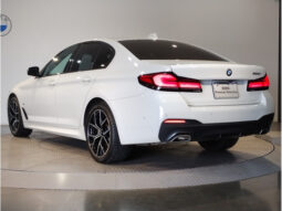 
										2022 BMW 5 SERIES 523i M Sports full									