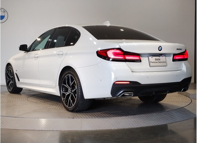 
								2022 BMW 5 SERIES 523i M Sports full									