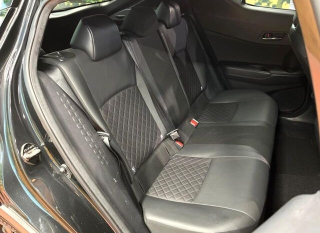 
								2022 TOYOTA C-HR G Mode full									