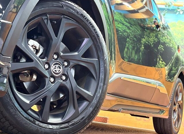 
								2022 TOYOTA C-HR G Mode full									