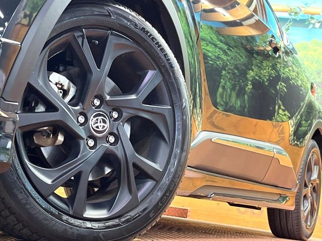 2022 TOYOTA C-HR G Mode