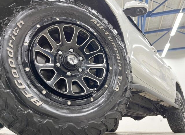 
								TOYOTA LAND CRUISER PRADO 2022 TX full									