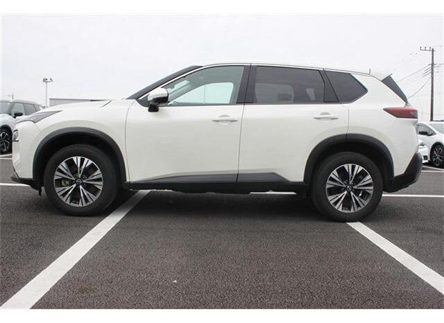 
								NISSAN X-TRAIL 2023 X e-4ORCE full									