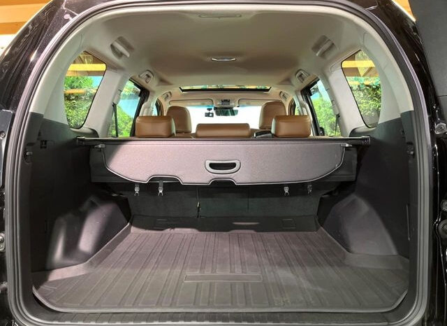 
								Toyota Land Cruiser Prado 2022 full									