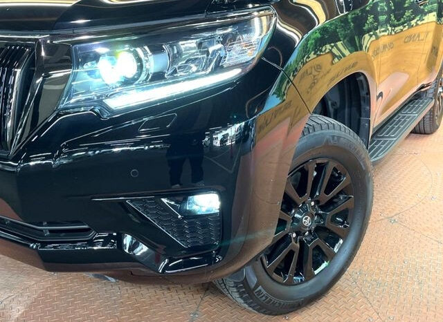 
								Toyota Land Cruiser Prado 2022 full									