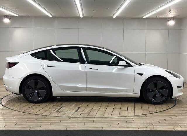 
								Tesla Model 3 Electric 2022 full									