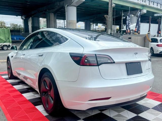 2022 TESLA MODEL 3 RWD