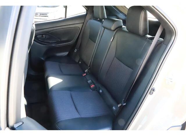 
								2025 TOYOTA YARIS CROSS U full									