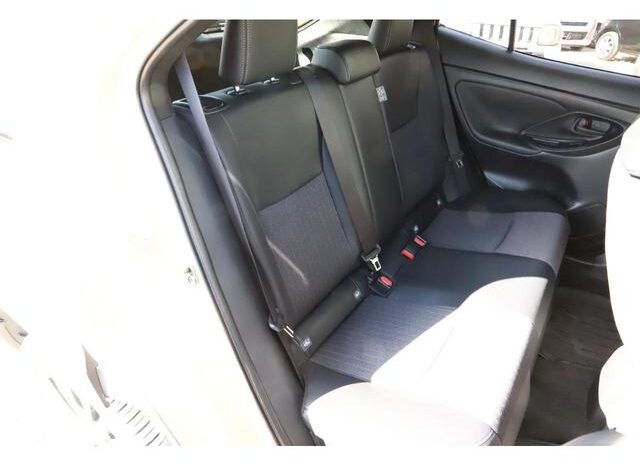
								2025 TOYOTA YARIS CROSS U full									