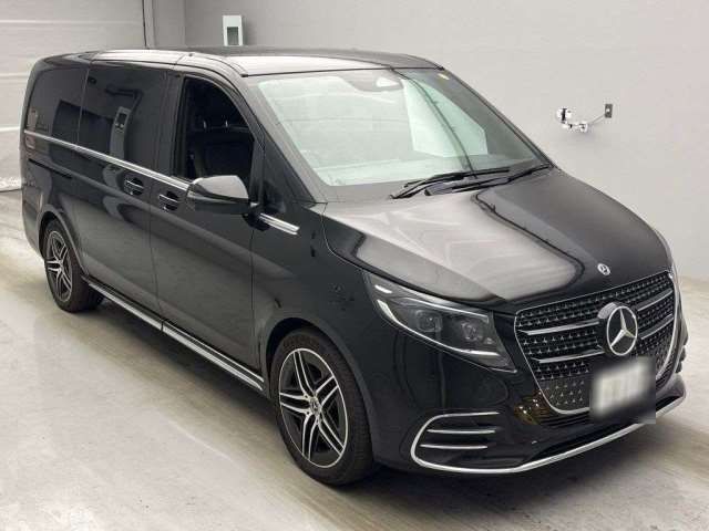 2025 MERCEDES BENZ V CLASS LONG AMG LINE P