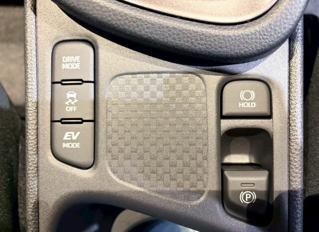 
								TOYOTA YARIS CROSS 2026 G full									