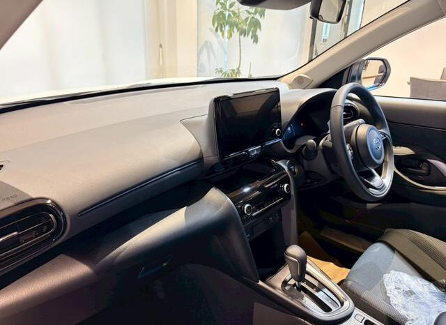 
								TOYOTA YARIS CROSS 2026 G full									
