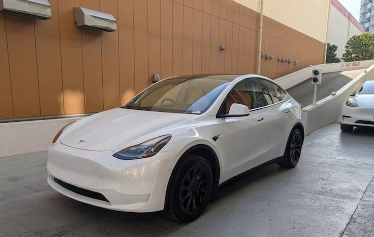 TESLA MODEL Y 2023 RWD