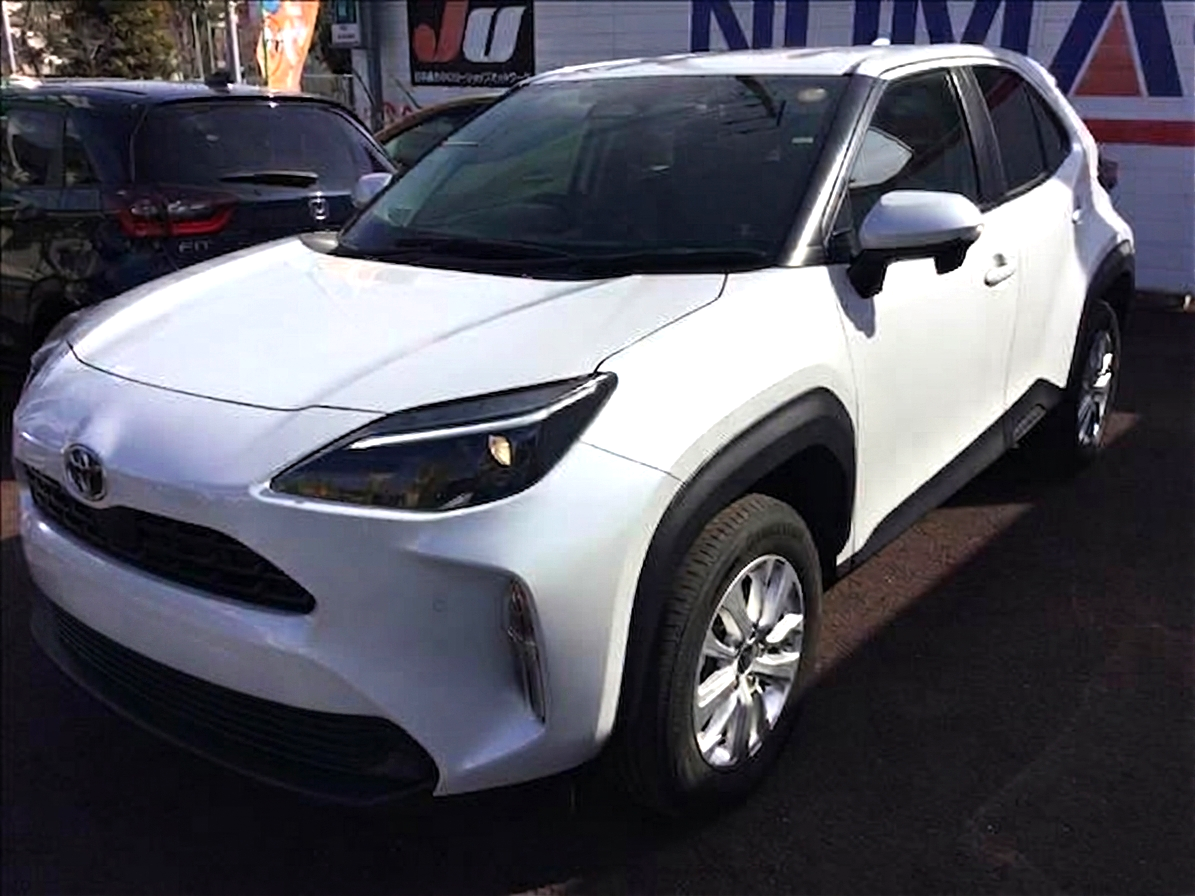 2024 TOYOTA YARIS CROSS G