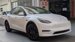 
										TESLA MODEL Y 2023 RWD full									