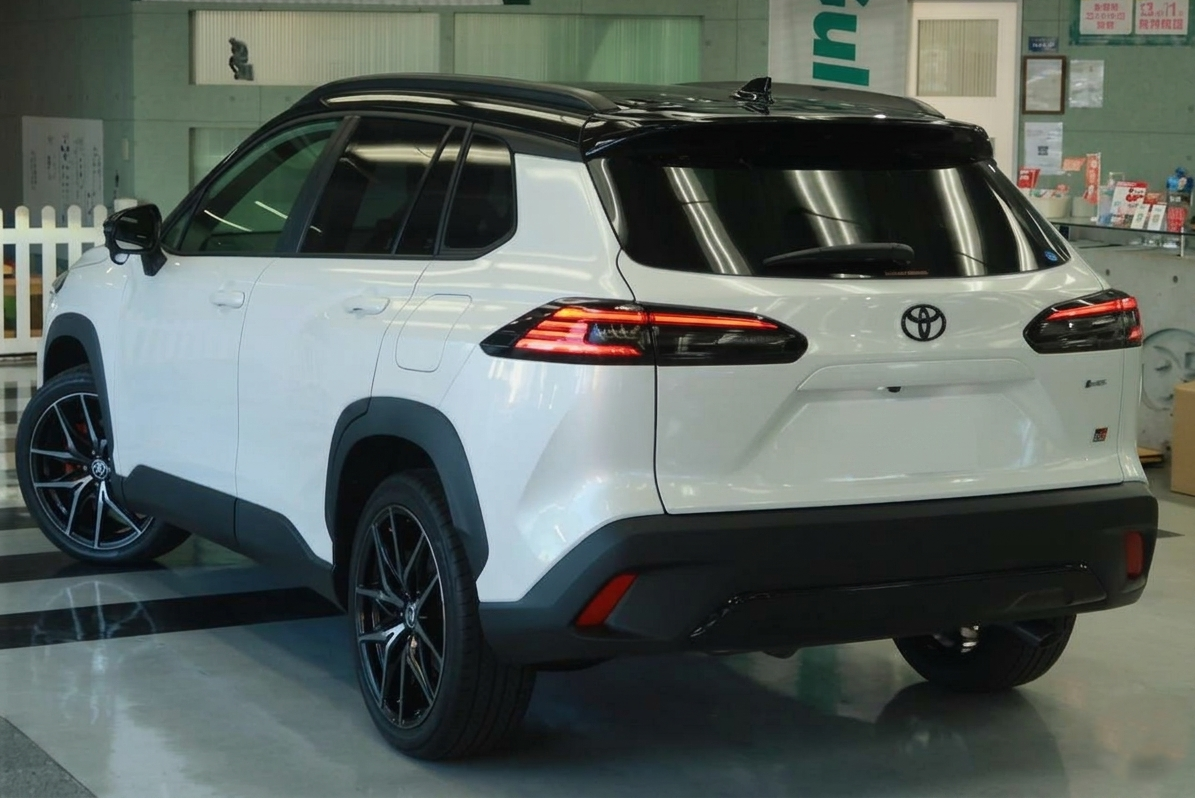 TOYOTA COROLLA CROSS 2026 GR SPORT