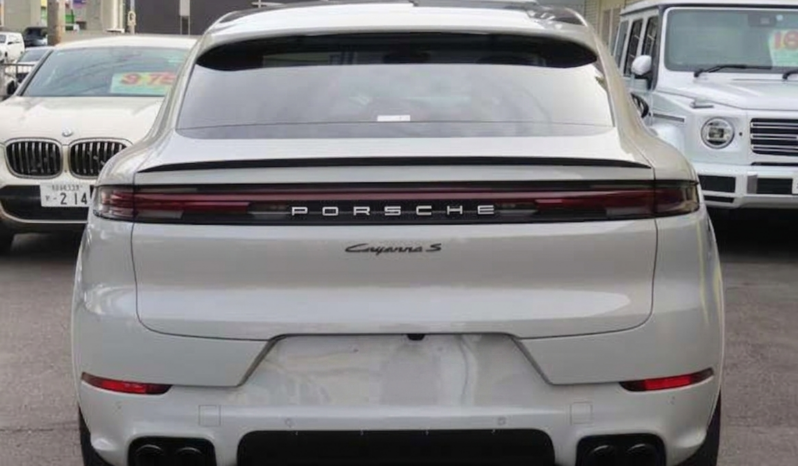 
								2024 PORSCHE CAYENNE S COUPE full									
