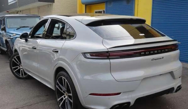 
								2024 PORSCHE CAYENNE S COUPE full									