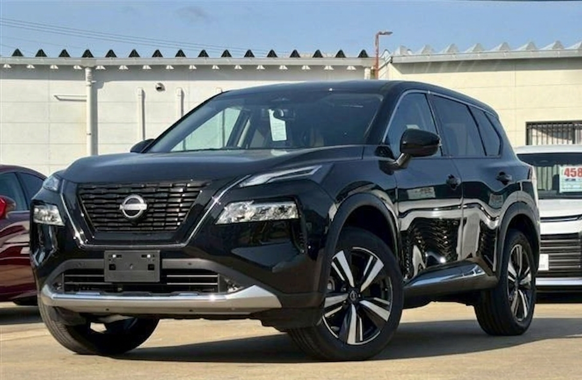 NISSAN X-TRAIL G E-4ORCE
