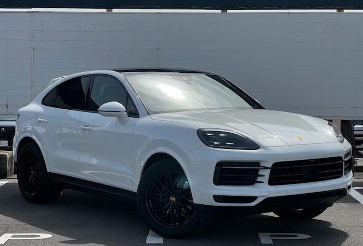 PORSCHE CAYENNE 2023 BASE GRADE COUPE