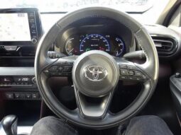 
										2025 TOYOTA YARIS CROSS U full									