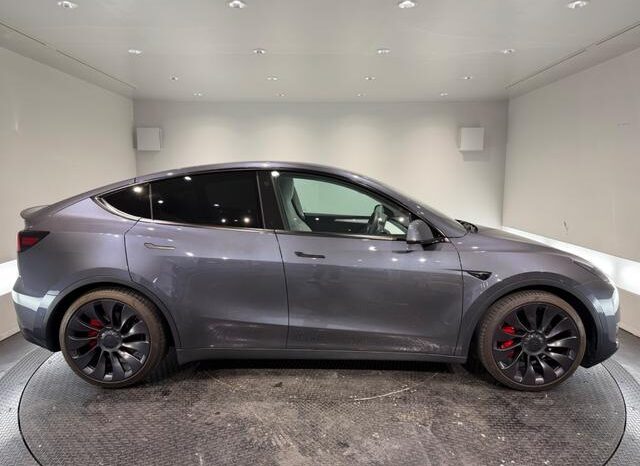 
								2022 Tesla Model Y full									