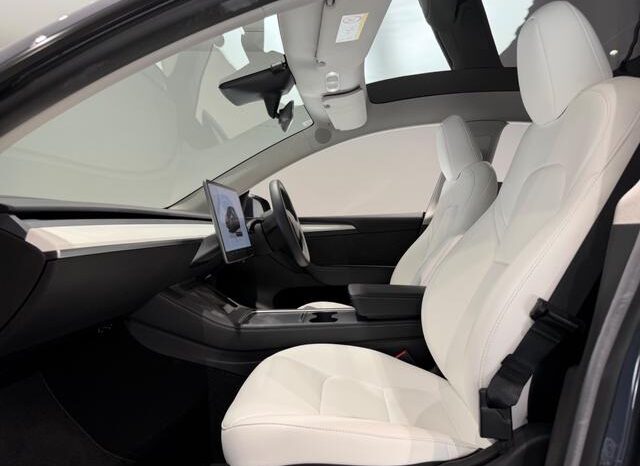 
								2022 Tesla Model Y full									