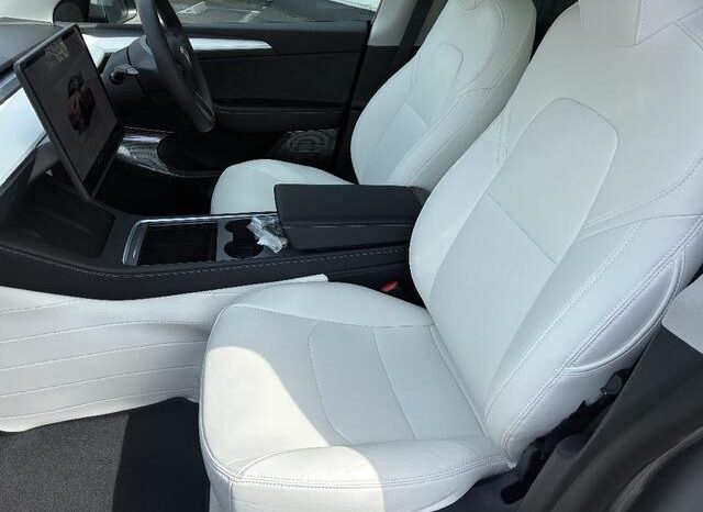 
								TESLA MODEL Y 2025 RWD full									