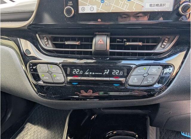 
								Toyota C-HR 2022 G full									