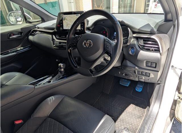 
								Toyota C-HR 2022 G full									